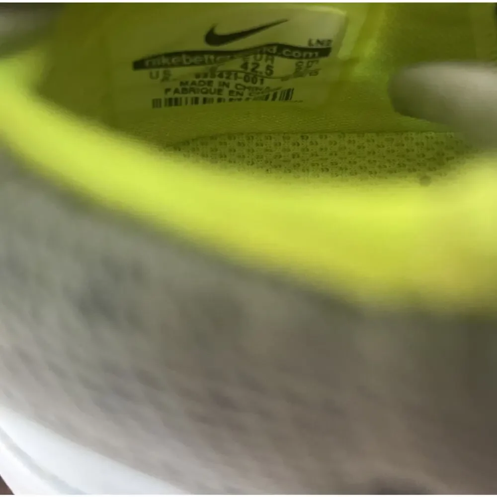 Nike good shape
